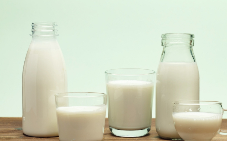 1750646120636580.jpg 牛奶.jpg